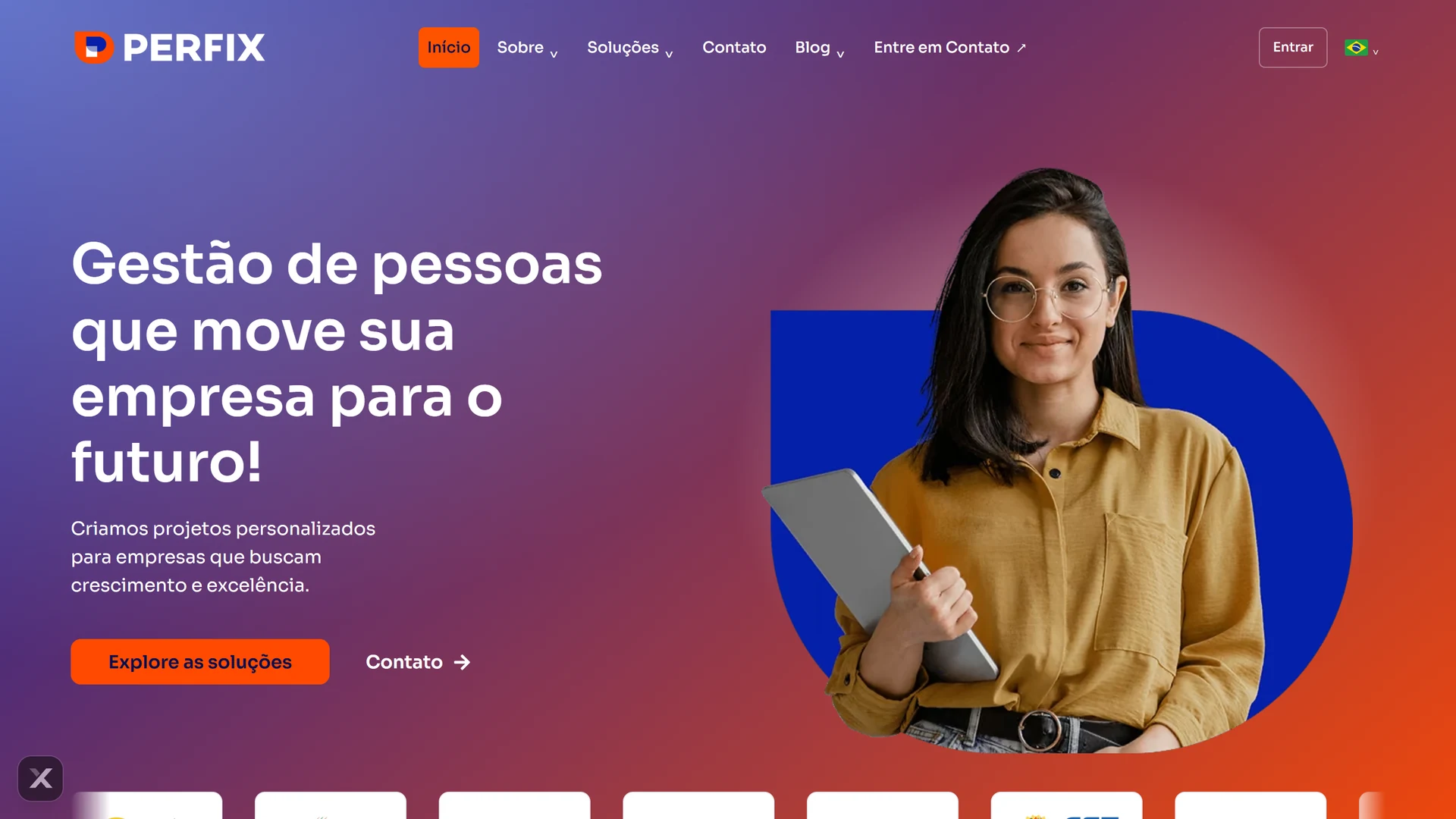 Perfix Consultoria — página inicial no computador