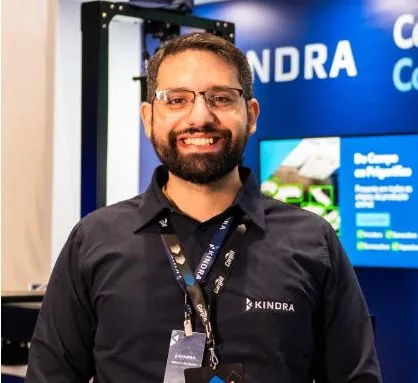 Mario De Santis, Kindra